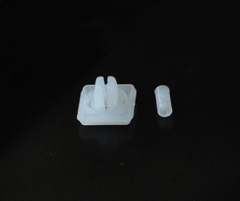 UTE PILLAR MOULD CLIP XR-XY UTE PILLAR MOULD CLIP XR-XY