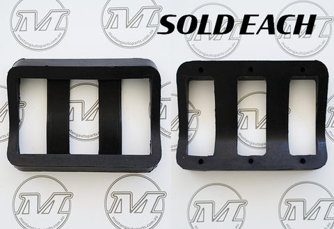 TAIL LIGHT RUBBER THICK 1967-1968 TAIL LIGHT RUBBER THICK 1967-1968