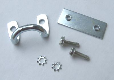 GLOVE BOX CATCH 1965-1966 (Striker) GLOVE BOX CATCH 1965-1966 (Striker)