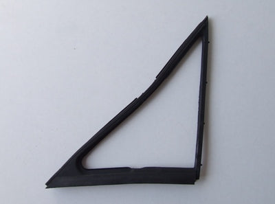 QUARTER VENT SEAL FRONT XR-XY LH QUARTER VENT SEAL FRONT XR-XY LH