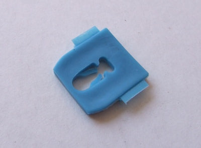 SILL MOULD RETAINER MIDDLE XW-XY SILL MOULD RETAINER MIDDLE XW-XY