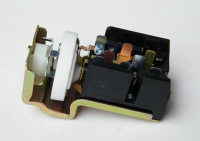 HEADLIGHT SWITCH 1973 HEADLIGHT SWITCH 1973