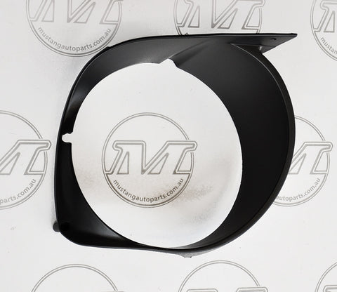 HEADLIGHT SURROUND INNER 1970 RH HEADLIGHT SURROUND INNER 1970 RH