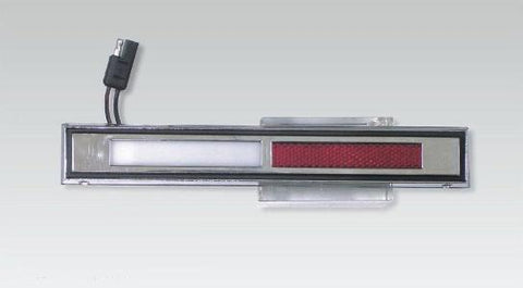 DOOR COURTESY LIGHT SUIT LTD AND 1969-1970 MUSTANG DELUXE INTERIOR RIGHT