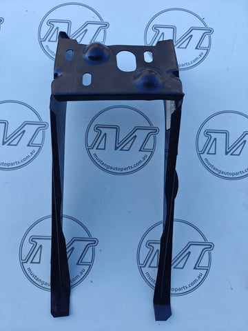 TAIL LIGHT PANEL BRACE 1969-1970