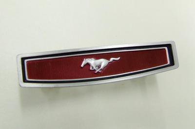 STEERING WHEEL BADGE STANDARD 1969-1973 TWO SPOKE