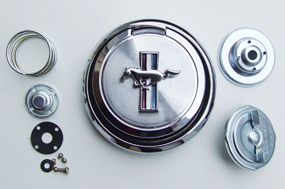 FUEL CAP MUSTANG 1970 DELUXE POP OPEN