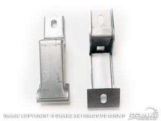 REAR OVERRIDER BRACKET 1967-1968