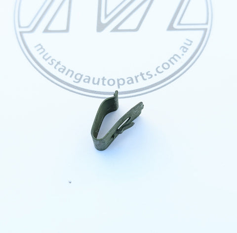 FUEL LINE CLIP MUSTANG