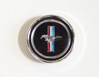 DASH BADGE UPPER WITH BASE 1967 SUIT DELUXE INTERIOR